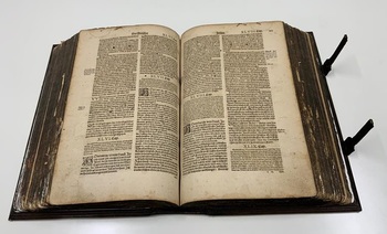 ルター訳聖書（1585年）見開き